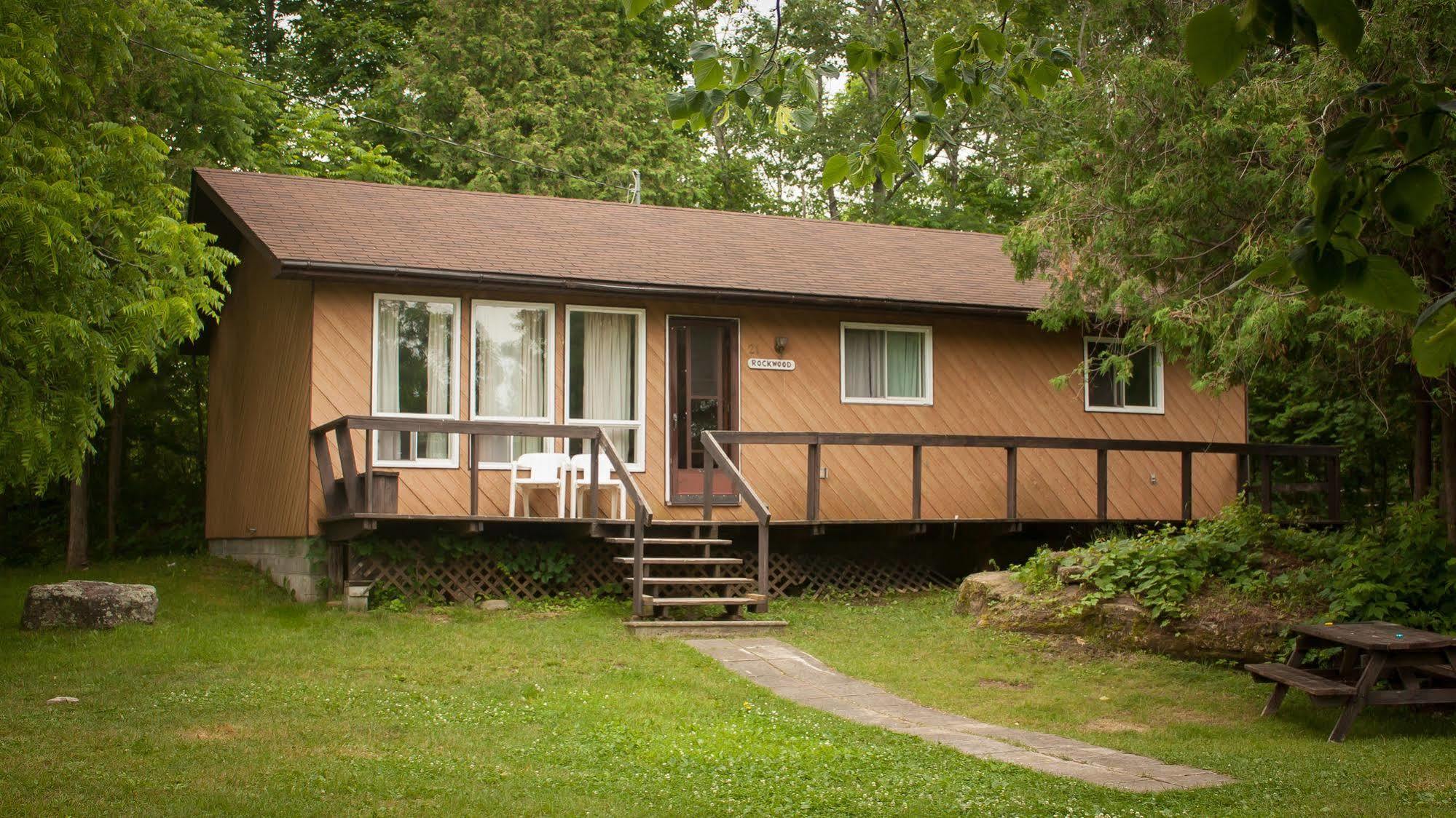 Lake Dalrymple Resort Lagoon City Exterior foto